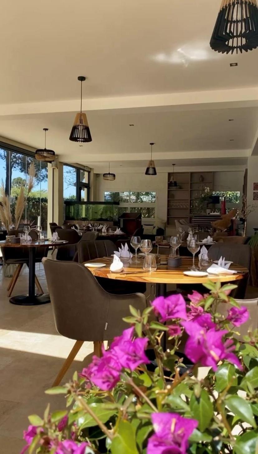 Hotel De La Mer Ιέρ Εξωτερικό φωτογραφία