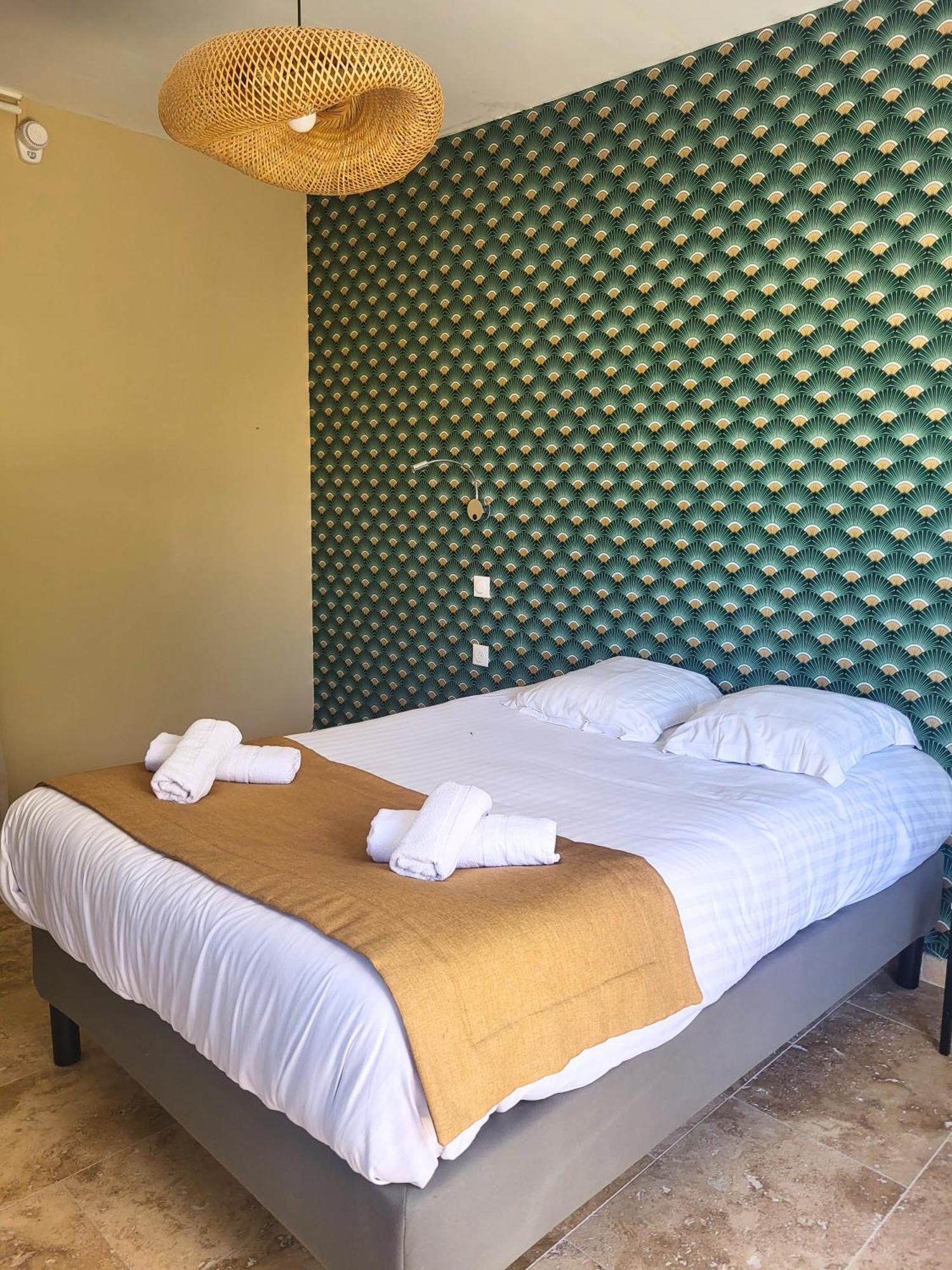 Hotel De La Mer Ιέρ Εξωτερικό φωτογραφία