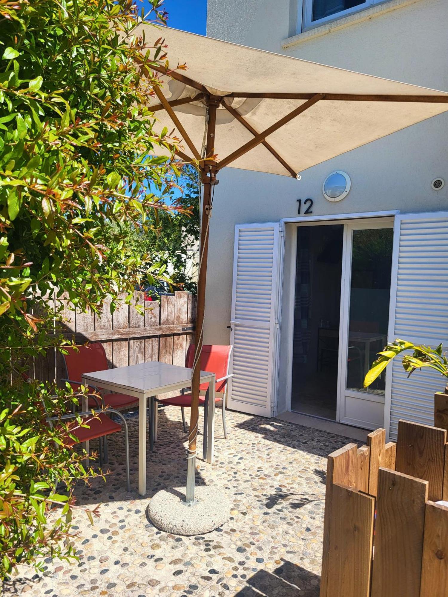 Hotel De La Mer Ιέρ Εξωτερικό φωτογραφία