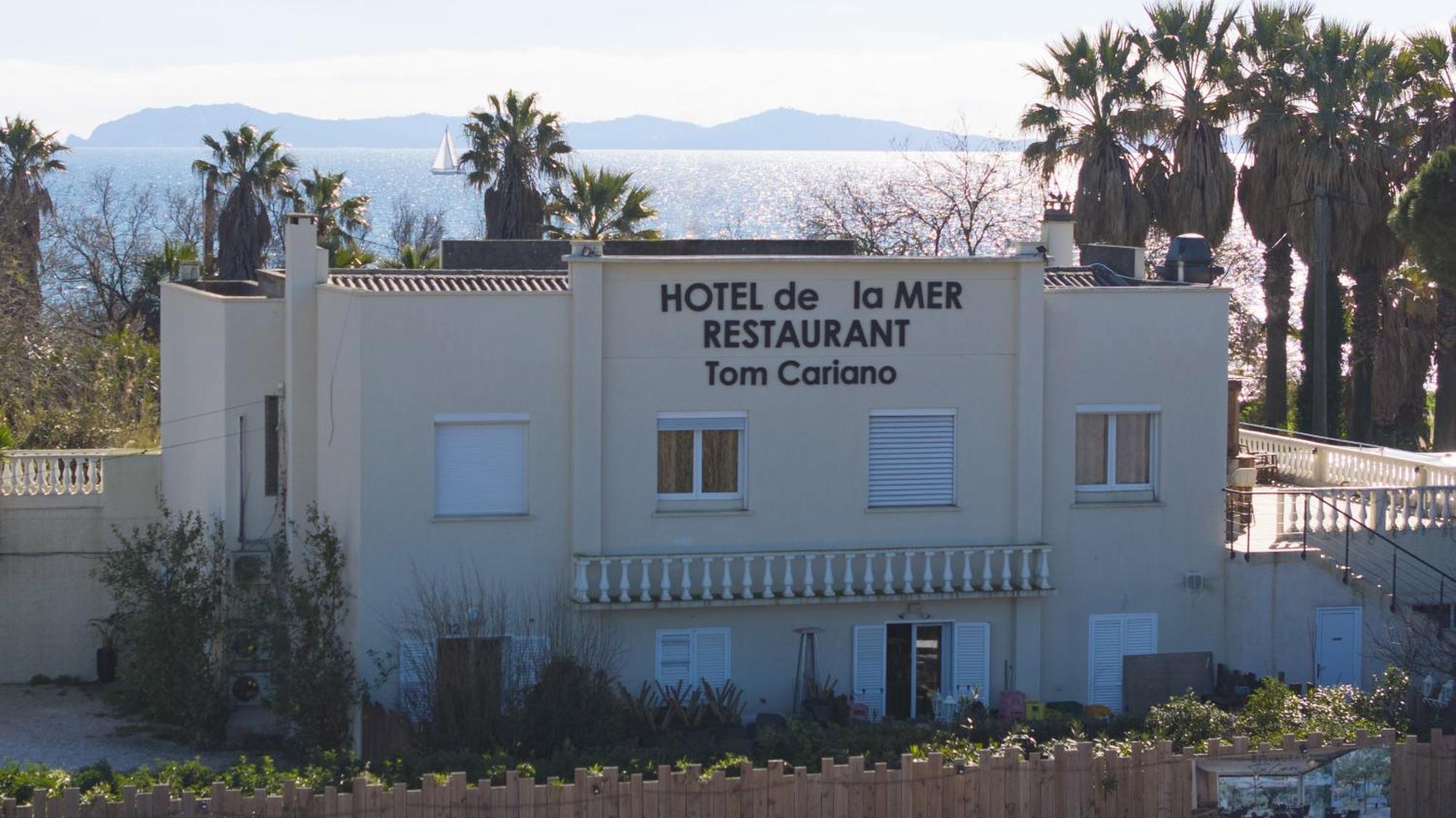 Hotel De La Mer Ιέρ Εξωτερικό φωτογραφία
