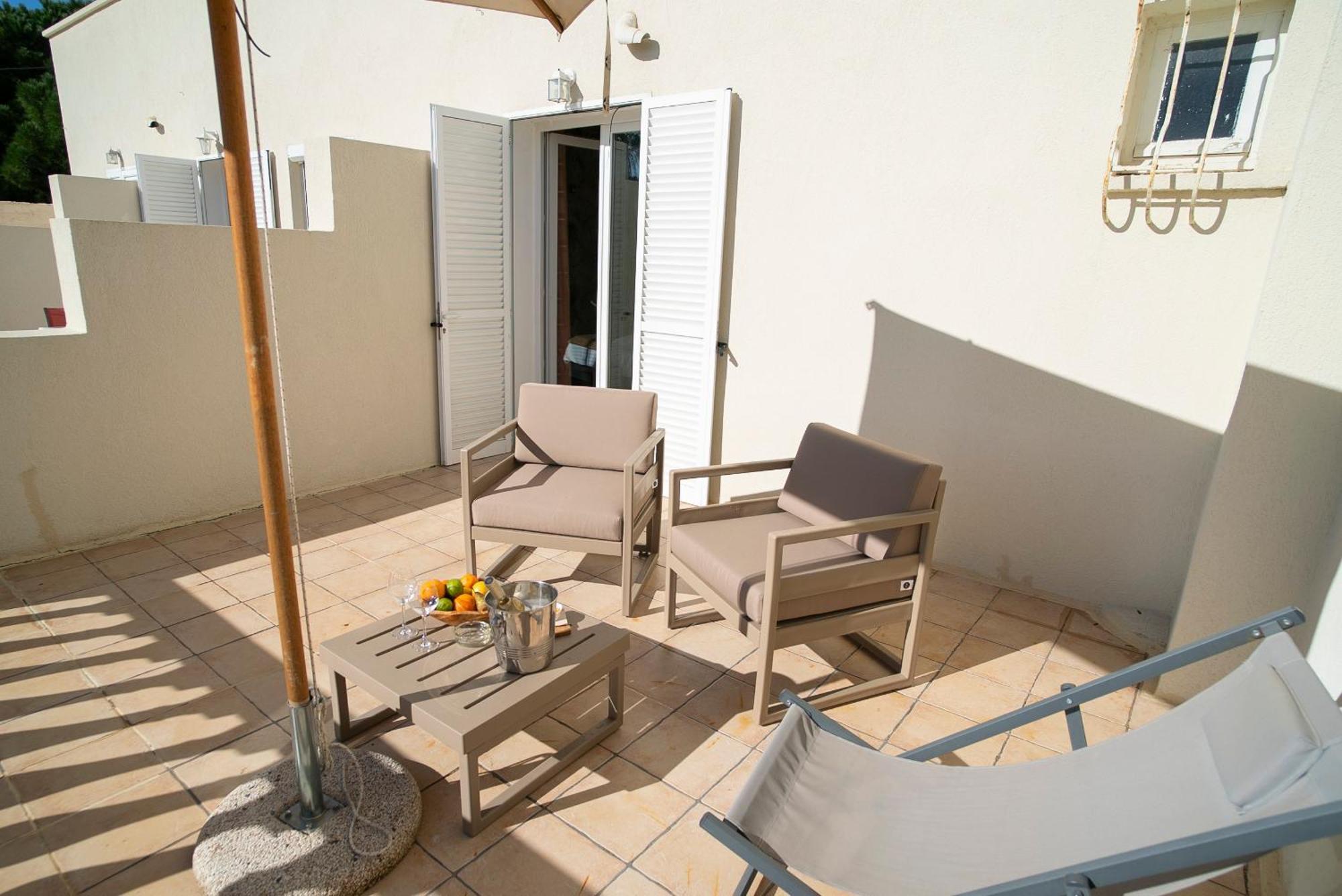 Hotel De La Mer Ιέρ Εξωτερικό φωτογραφία